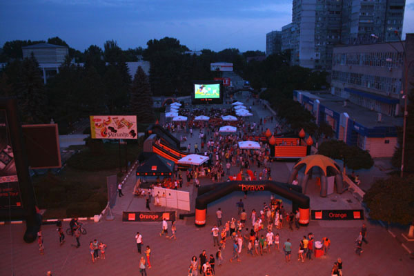 «Orange Cinema Tour» побывал в Бельцах фото 1